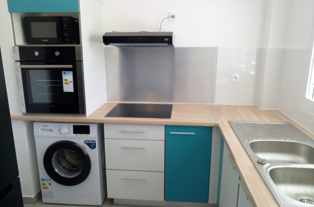 Tous les AVANTAGES du stratifié appelé également Formica